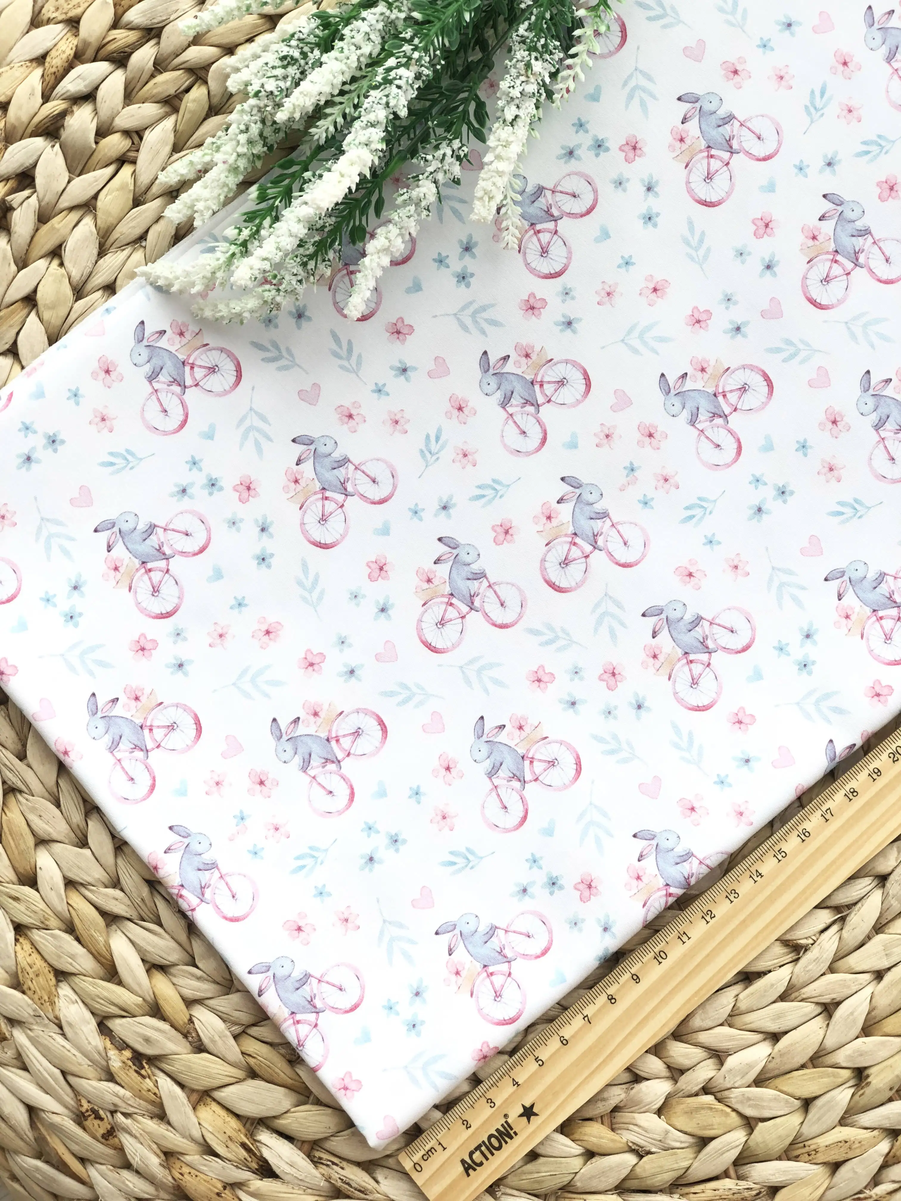 Premium Quality Durable, Smooth and Durable Material Density 140g / sq.m Satin Cotton 100% Printing Service