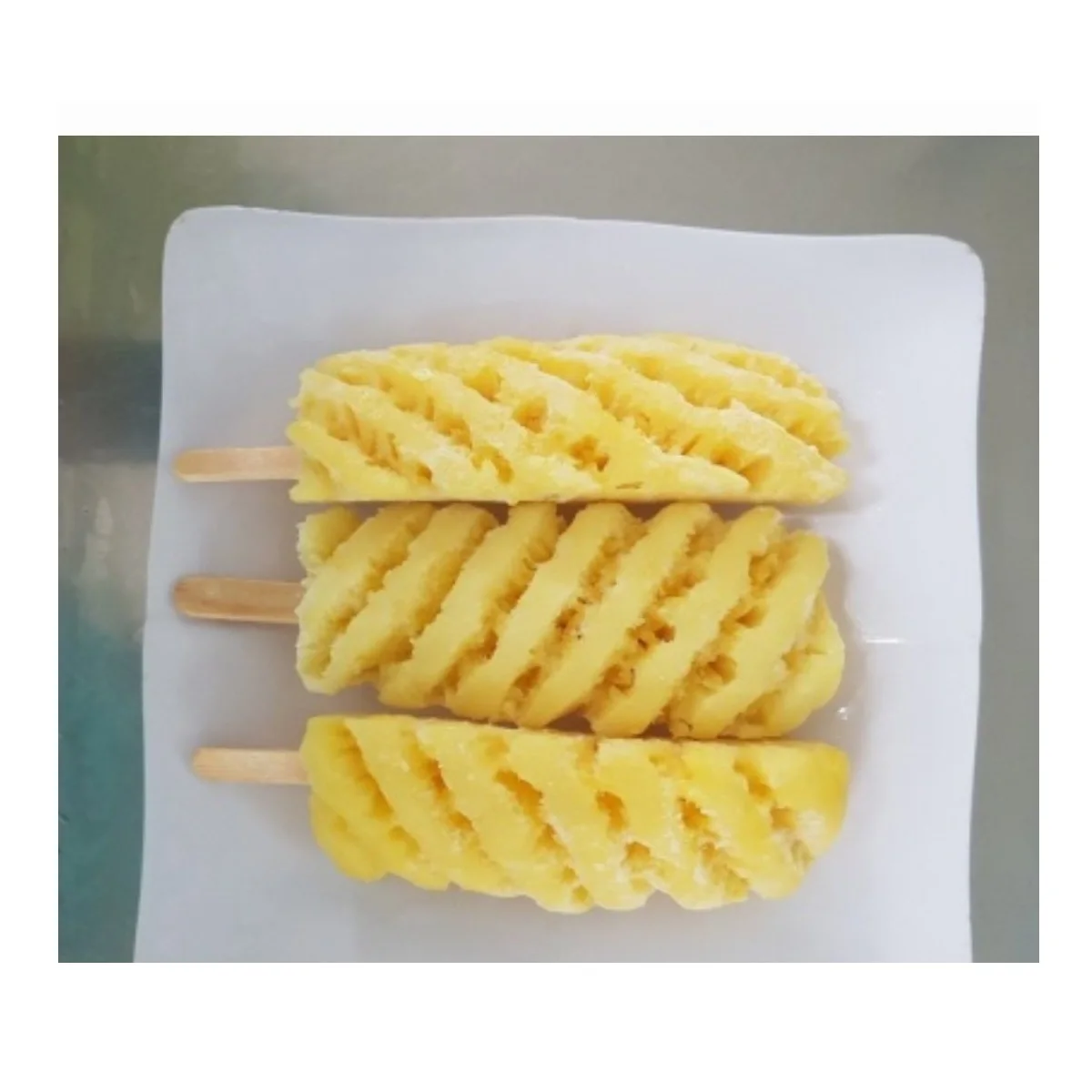 IQF Stick Shape 24 Months Shell Life Frozen IQF Pineapple (Slice/chunk/half cut) for US EU ASIA Market