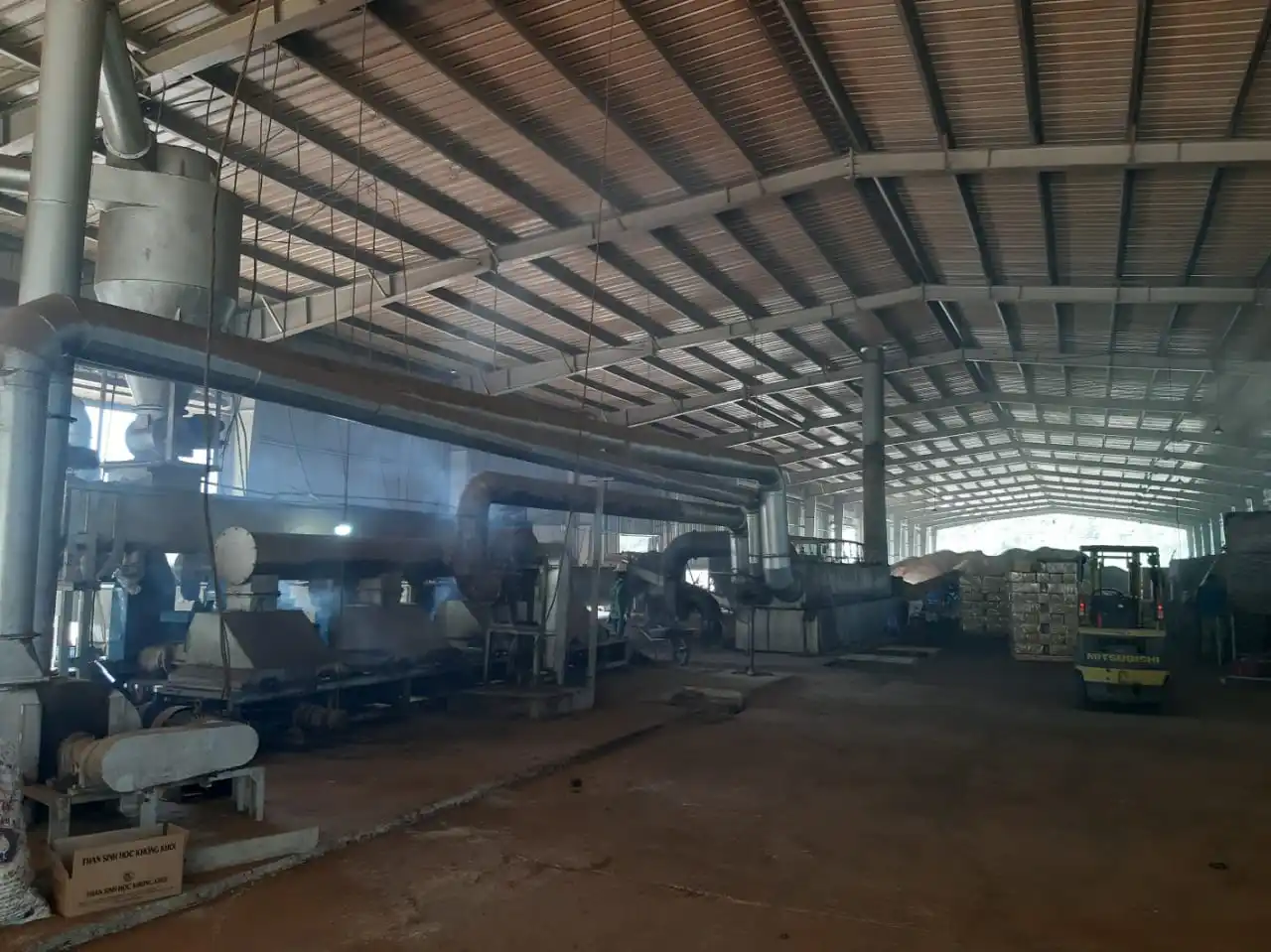 Supplier Hexagonal Briquette Charcoal Hardwood Sawdust Charcoal for BBQ CHARCOAL LOW ASH 6-7HOUR BURNING