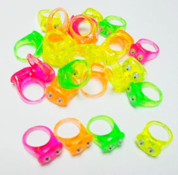 
eyes Ring Princess Girl Birthday Party Favors Toys Kids Pinata Gift Bags Filler Loot Fun Joke School Prize wholesales lot 