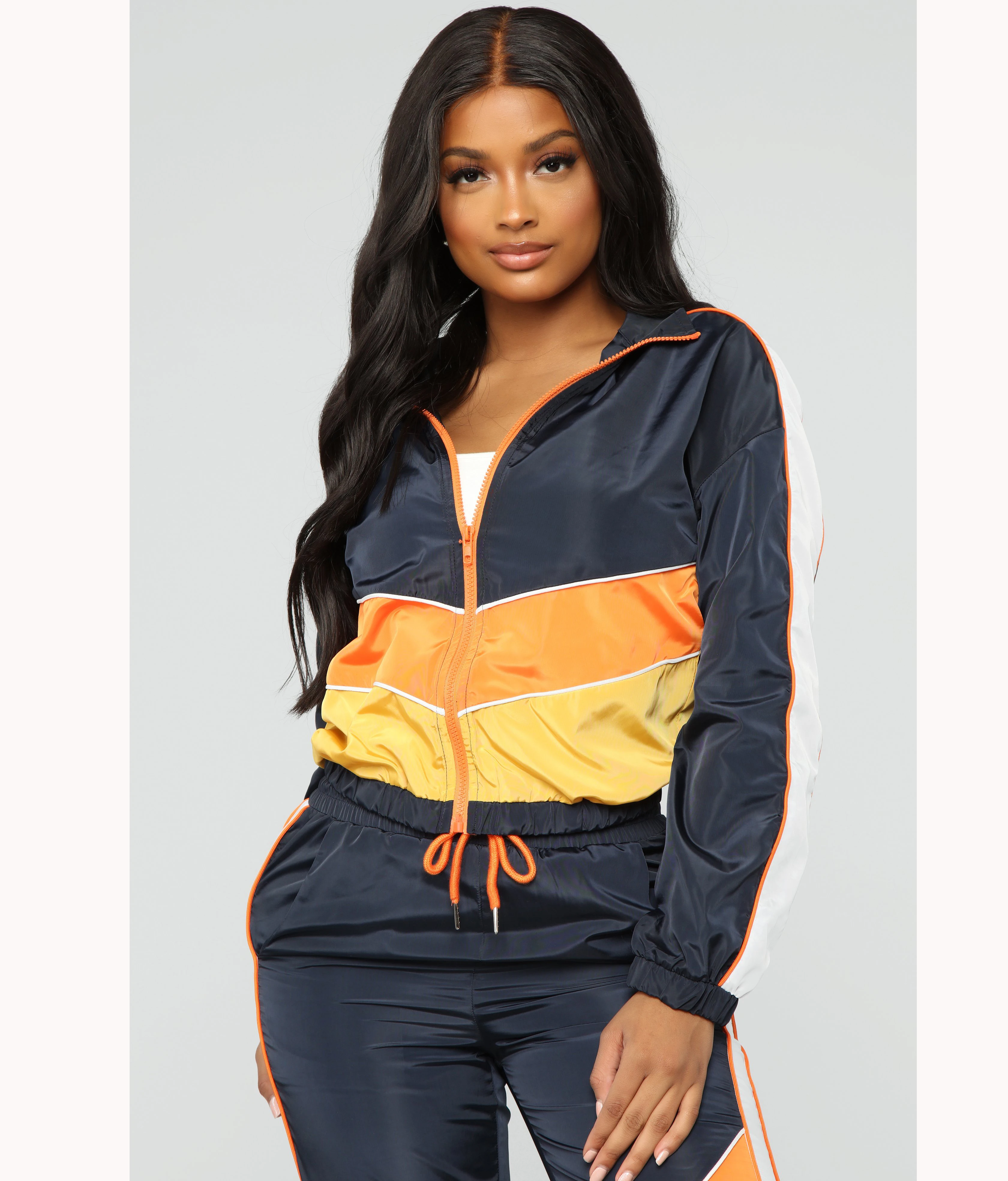 2021 Customized lightweight spring windbreaker women  suits running jacket suit
