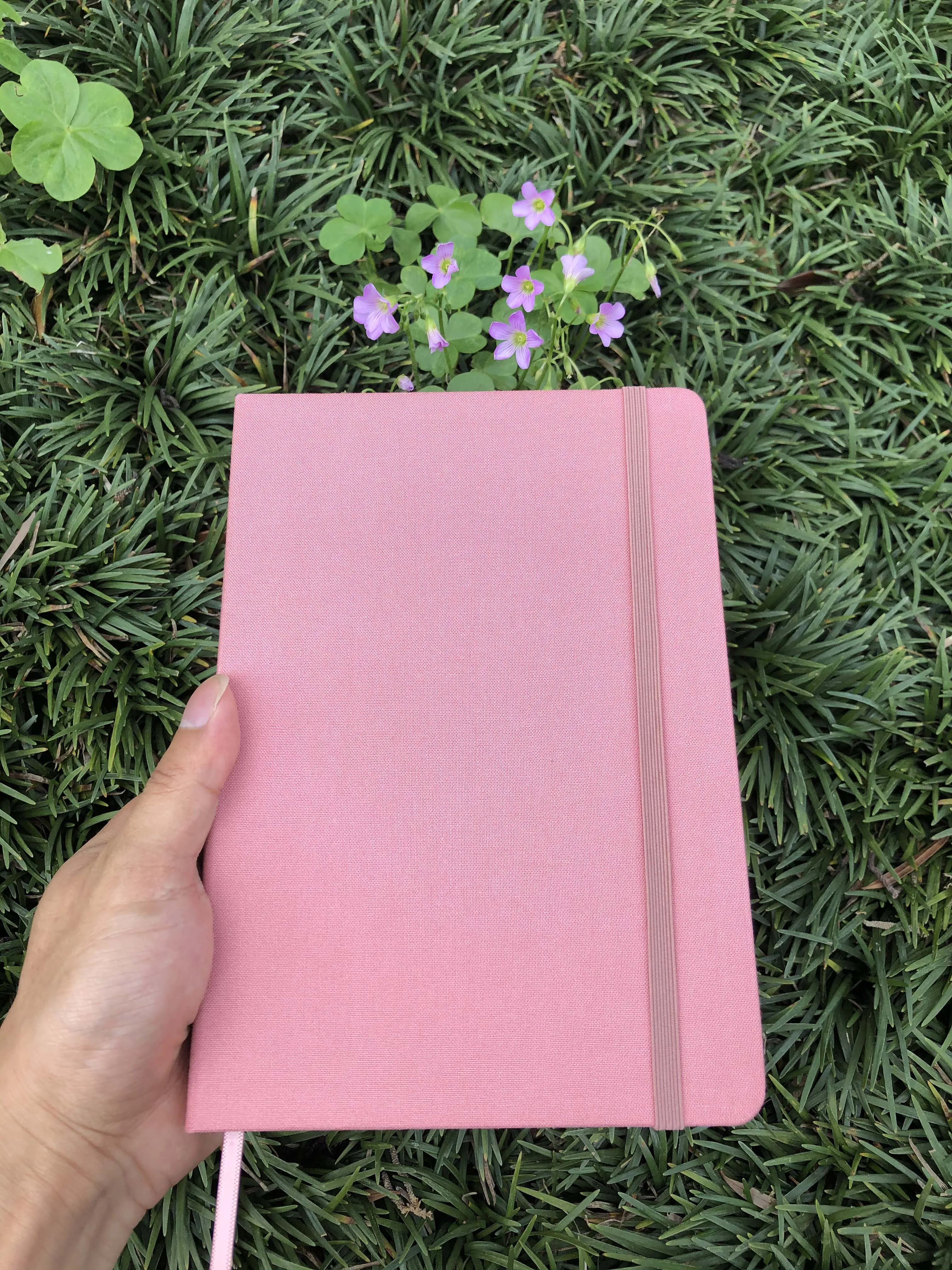 LABON Handmade Linen Hardcover Custom Logo 160gsm Thick White Paper Dotted Notebook