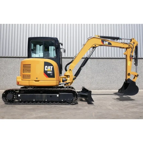 18. MINI EXCAVATOR CATERPILLAR 305 E2 CR - 2018 - 9H
