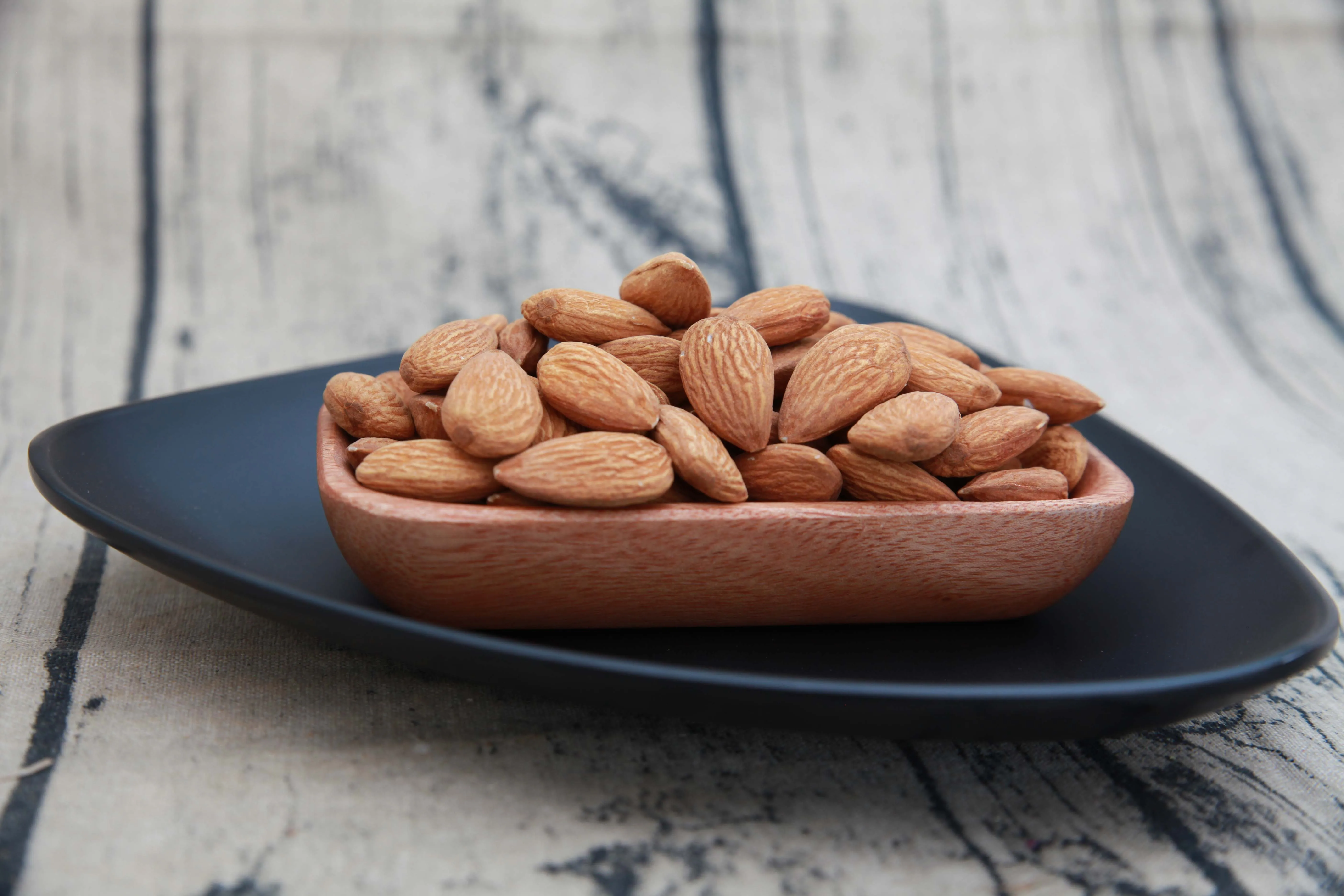 [OEM ODM] Raw Almond - 2022 Hot Healthy Raw Almonds for daily use from Viet Nam manufacturer
