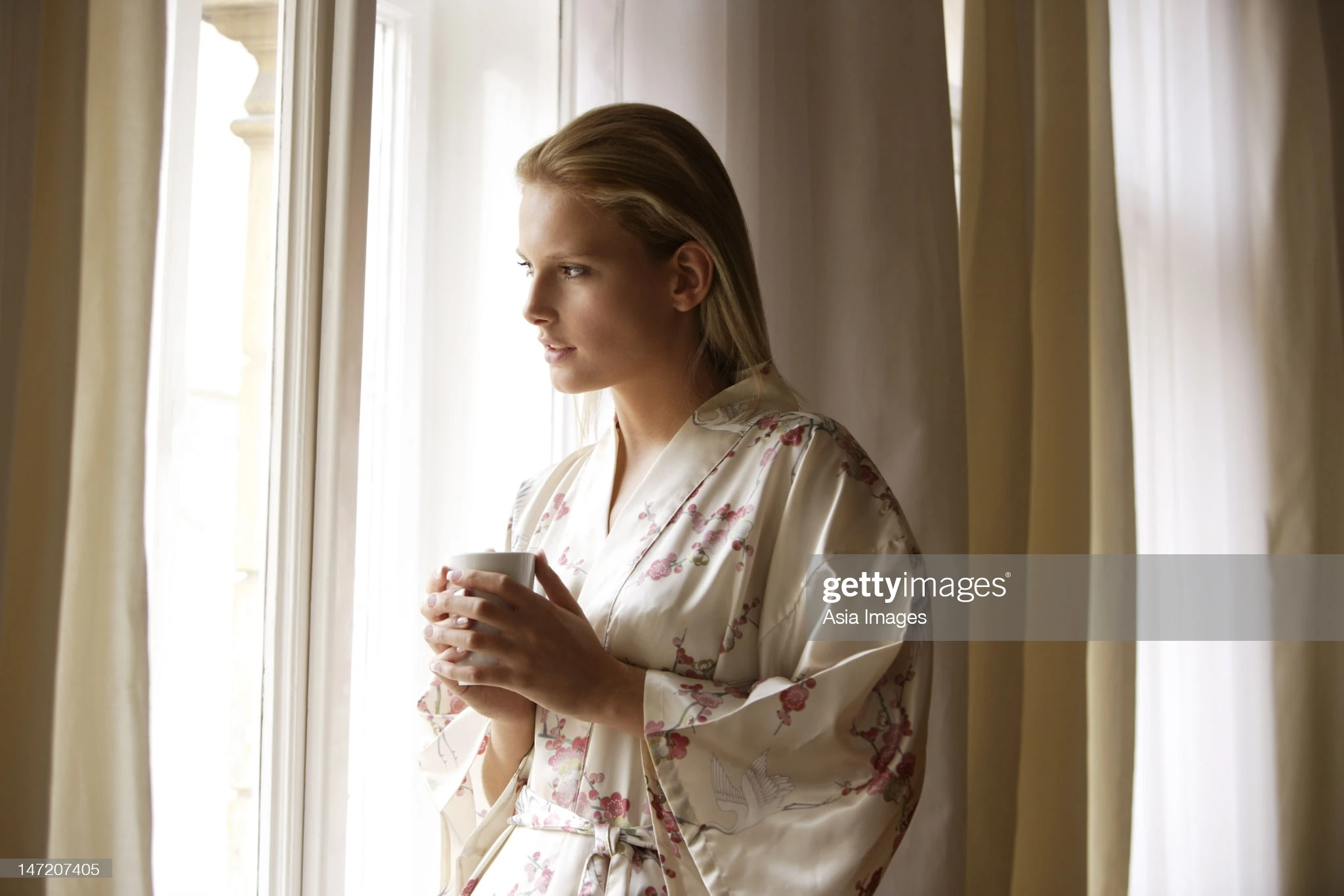 Luxury dressing gown luxurious bath Rich people Dressing Gown Satin Bathrobe Nightdress