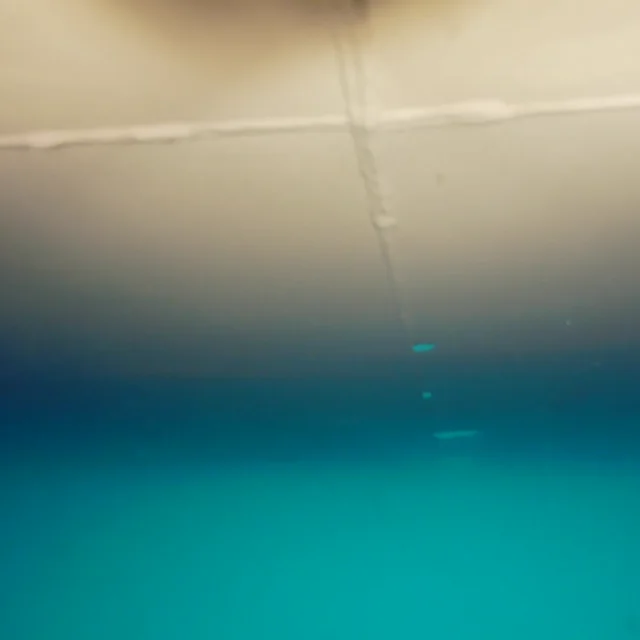 Проверка корпуса подводного дрона