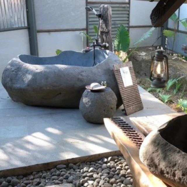 Hote sale from Indonedia Product hand made Stone Bathtub Stone Bathtub hand made