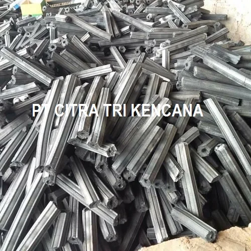 Экологически чистые 100% опилки для барбекю новый год 2022 праздничные шестиугольные брикеты древесный уголь высокое качество экспорт в Гонконг Китай