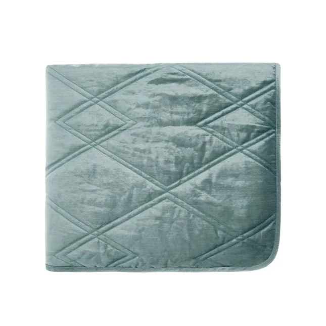 Most popular quilted velvet bedspread for home living