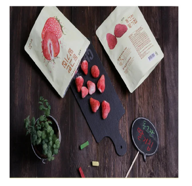 
Premium strawberries fruit chips organic baby made in Korea 
