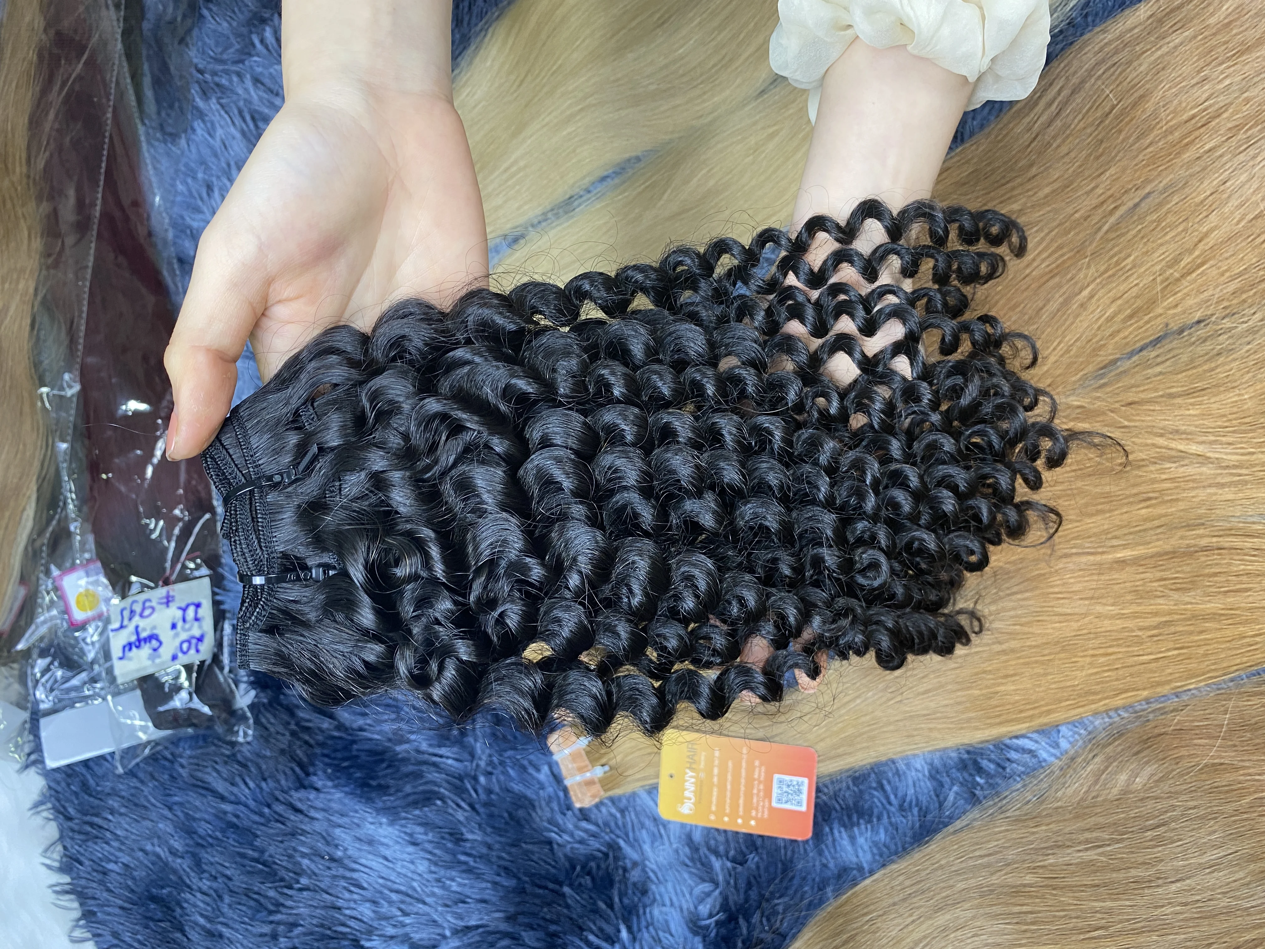 
Top Quality Deep curly Original Raw burmese curly hair natural virgin extensions Bundles Weave virgin hair up yo 28 inches 10a 