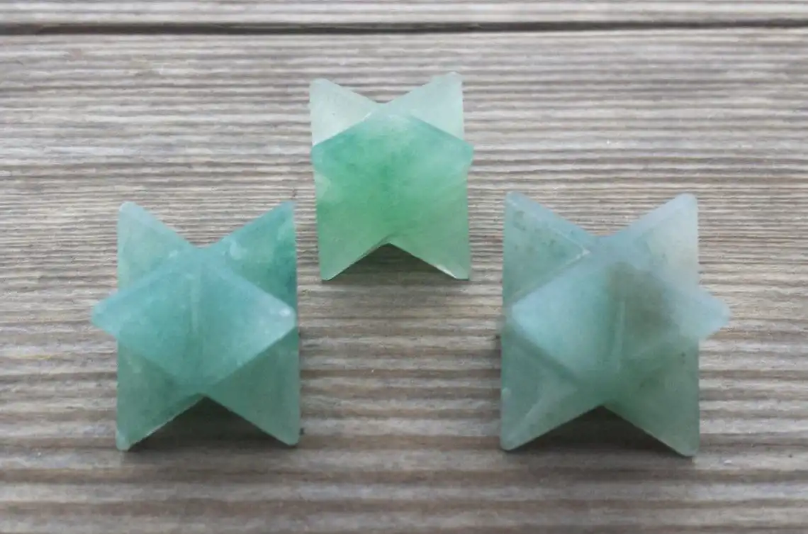 Natural crystal wholesale Gemstones Top selling Green Aventurine  12 pointed Merkaba Star Small size Beautiful super Quality