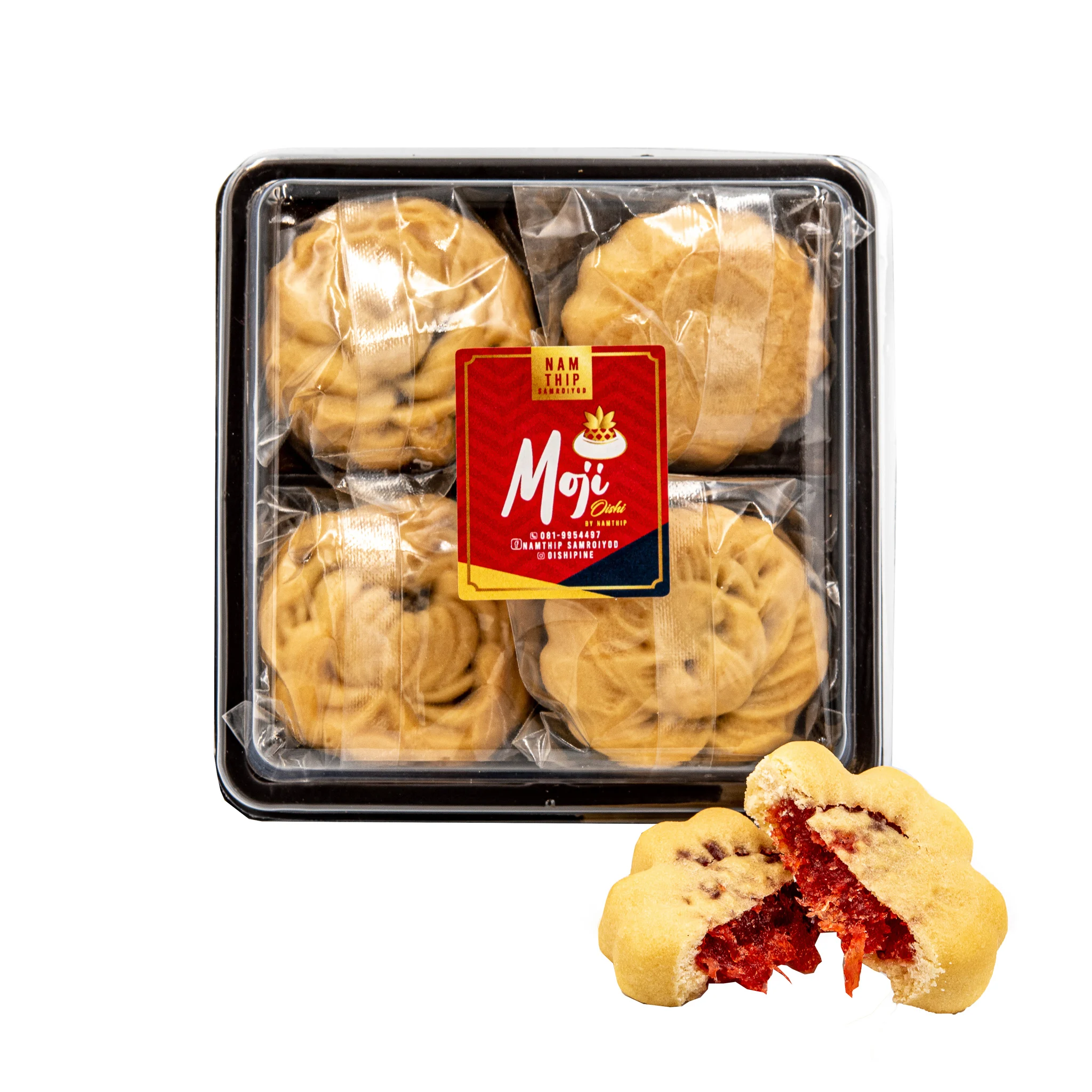Moji Pineapple Strawberry Flavour (4 pieces in tray) - Popular Thai Pineapple Snack Cookies made from Natural Fruit