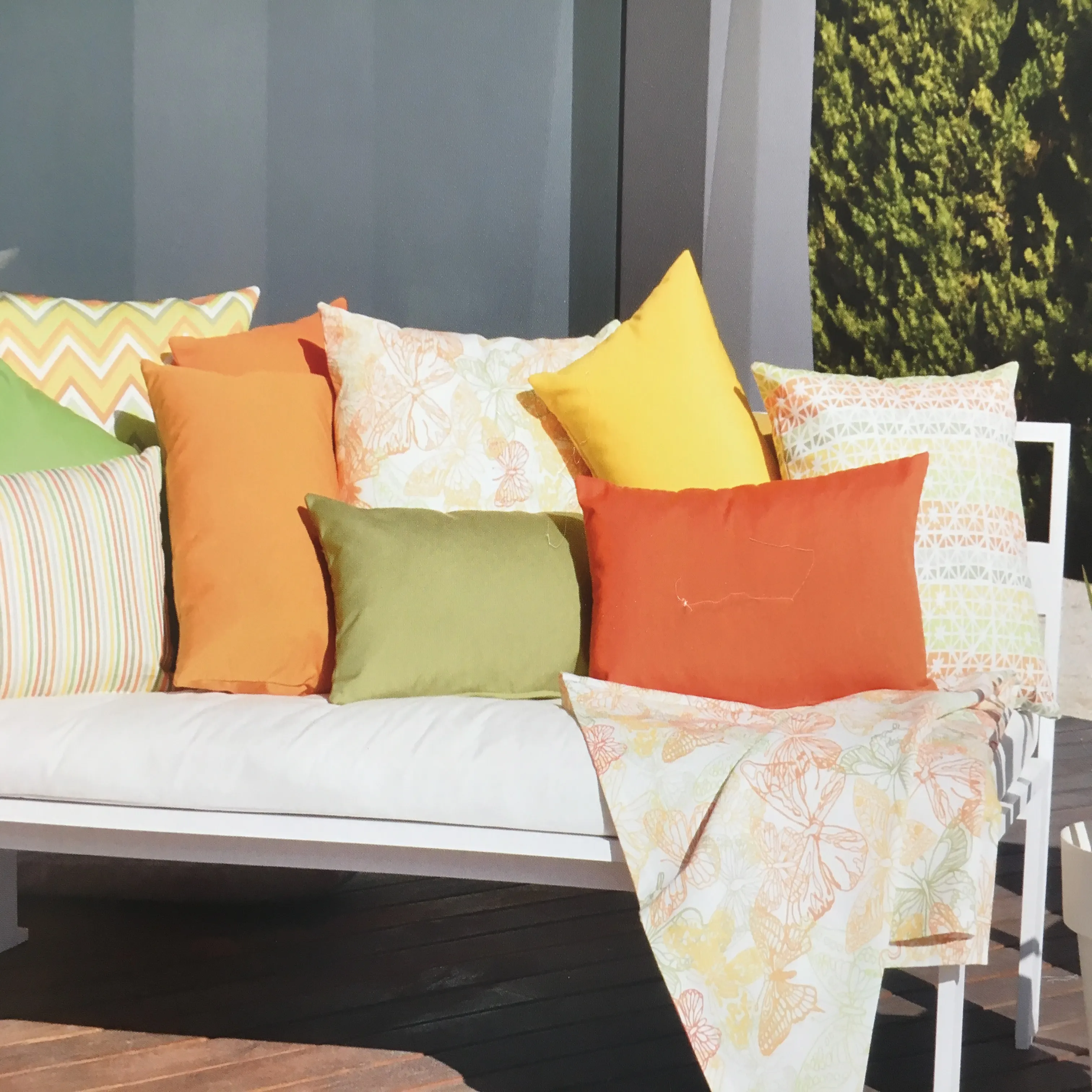 
outdoor furniture Fabric 100 Solution Dyed Acrylic Plain Waterproof Beach Gsm Style patterned Tent Feature Weig Material Yarn 