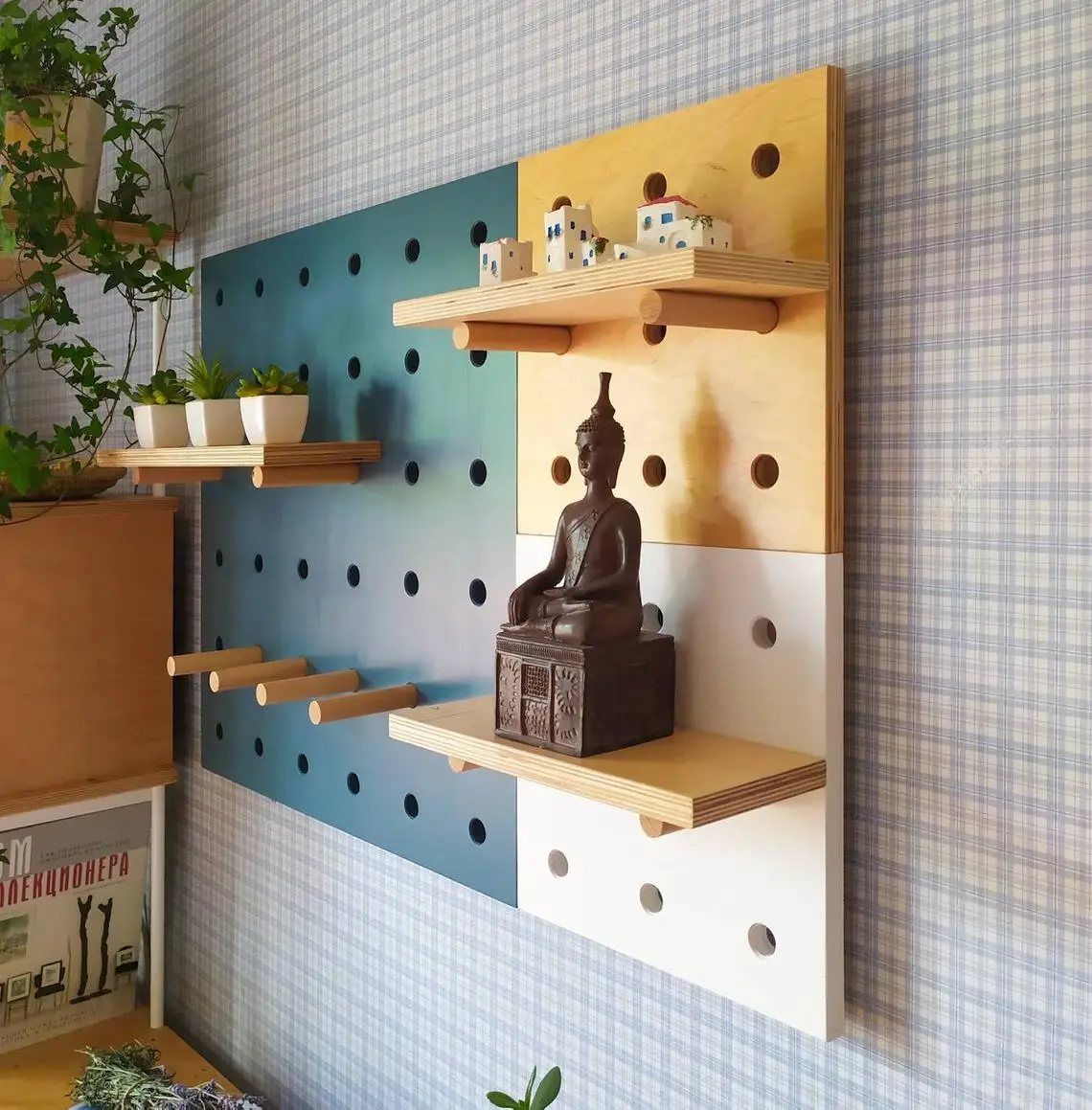 Nordic  Wall Shelf Rack Wholesale  Moranti color Wooden Pegboard