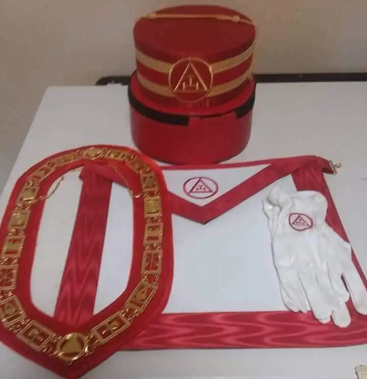  Ошейники с цепочкой Masonic