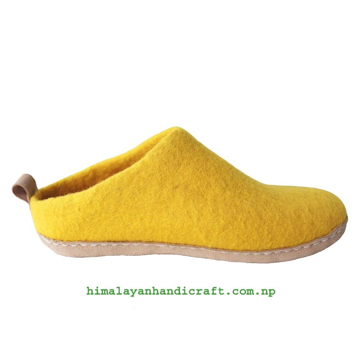 
Handmade in Nepal Felt Slipper/Shoes/Boot 