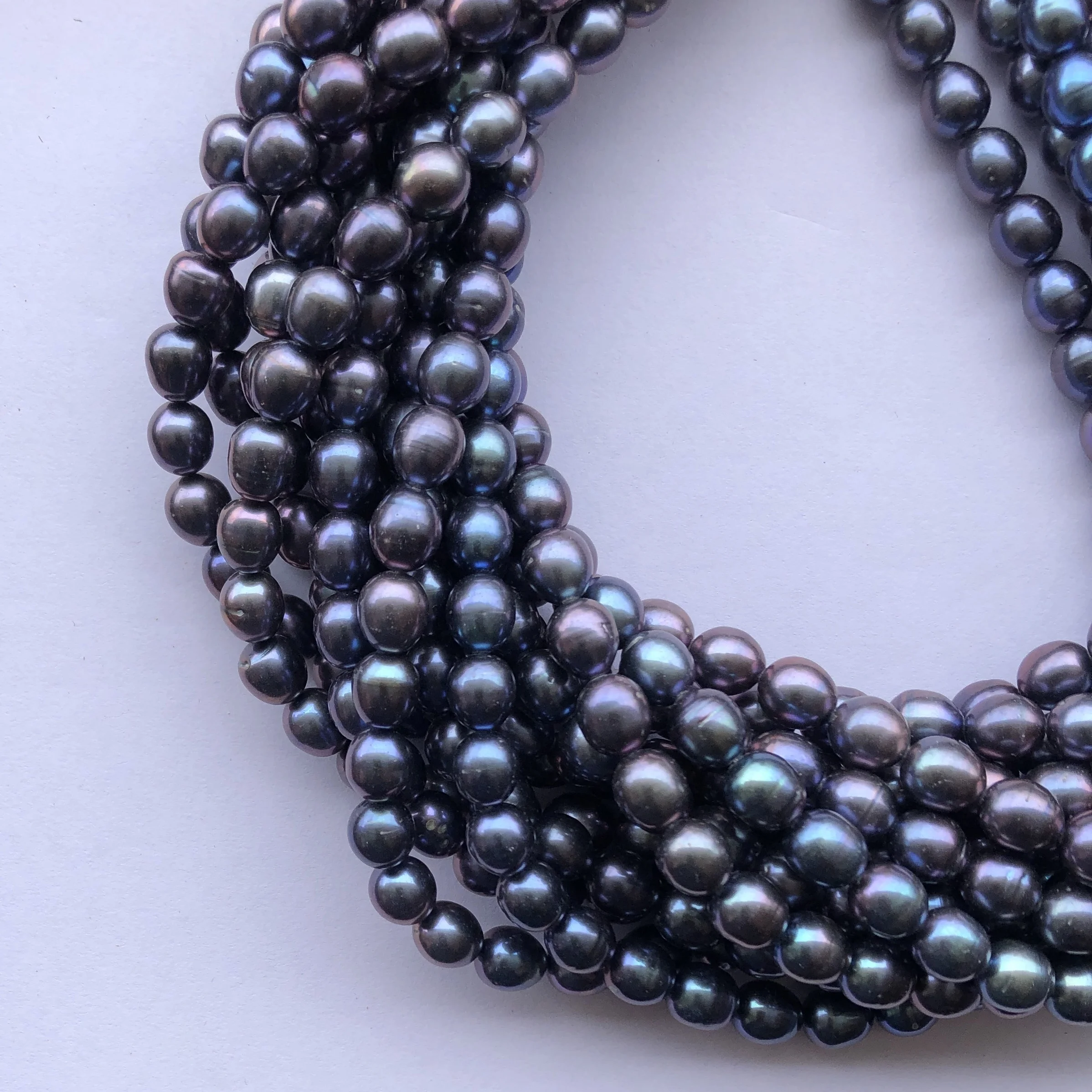 Shop Online Wholesale Price 8mm Natural Green Purple Black Color Freshwater Pearl Stone Smooth Rice Shape Beads Strand At Sale