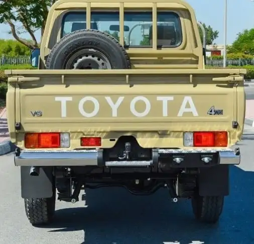 Second Hand / Used 2016 Toyota Land Cruiser Pickup , Available Right hand drive. Left Hand Drive