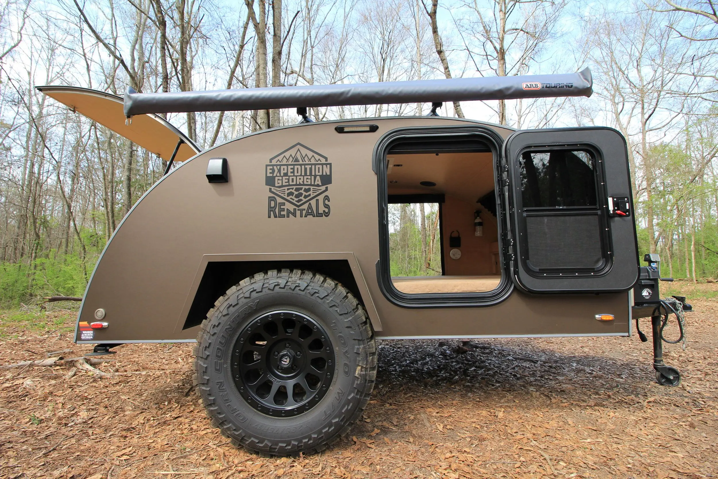 4X4 OFFROAD CAPABLE Standard RV Camper Trailer