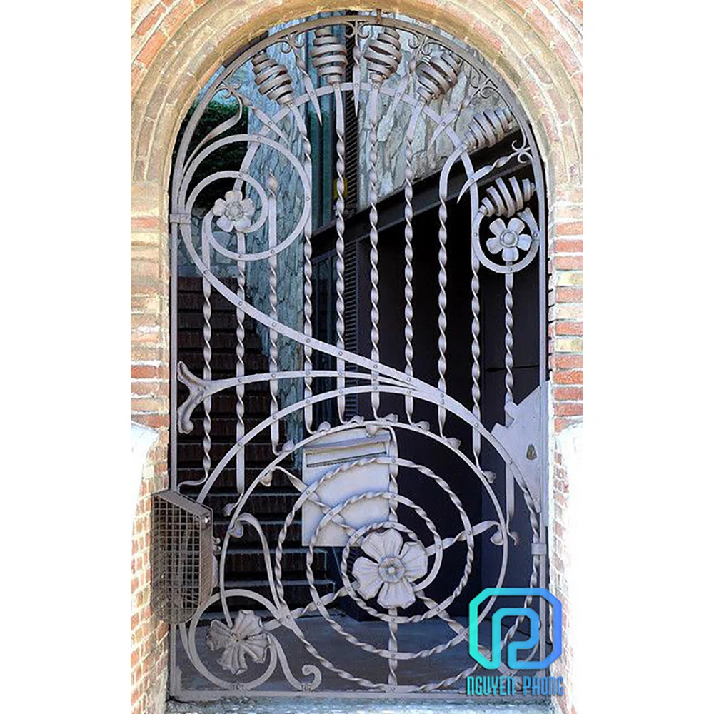 Выгодная цена в наличии украшения кованые металлические входные двери