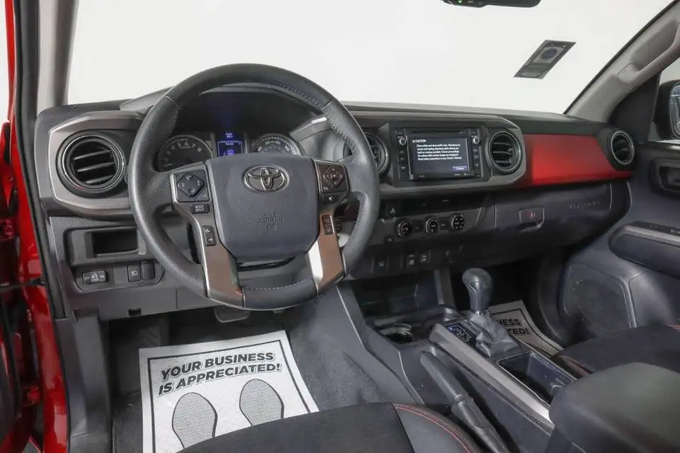 Б/у 2018 Пикап TOYOTA TACOMA SR5 4DR двойная кабина 5 0 футов SB (3.5L 6CYL 6A)