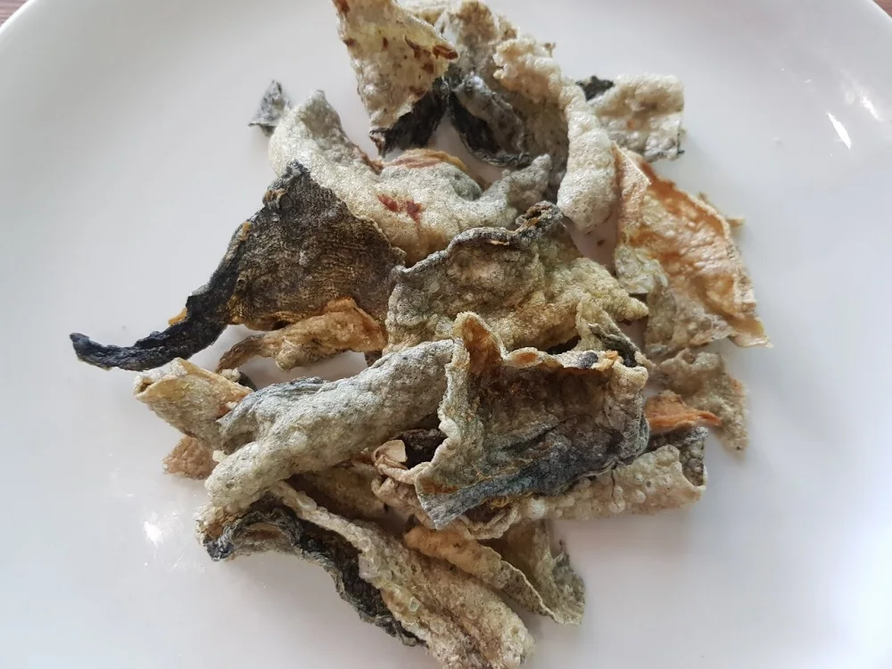 Лучшая цена жареная рыба морепродукты закуска Пряная жарочная машина хрустящая рыбка от Hola для всех возрастов