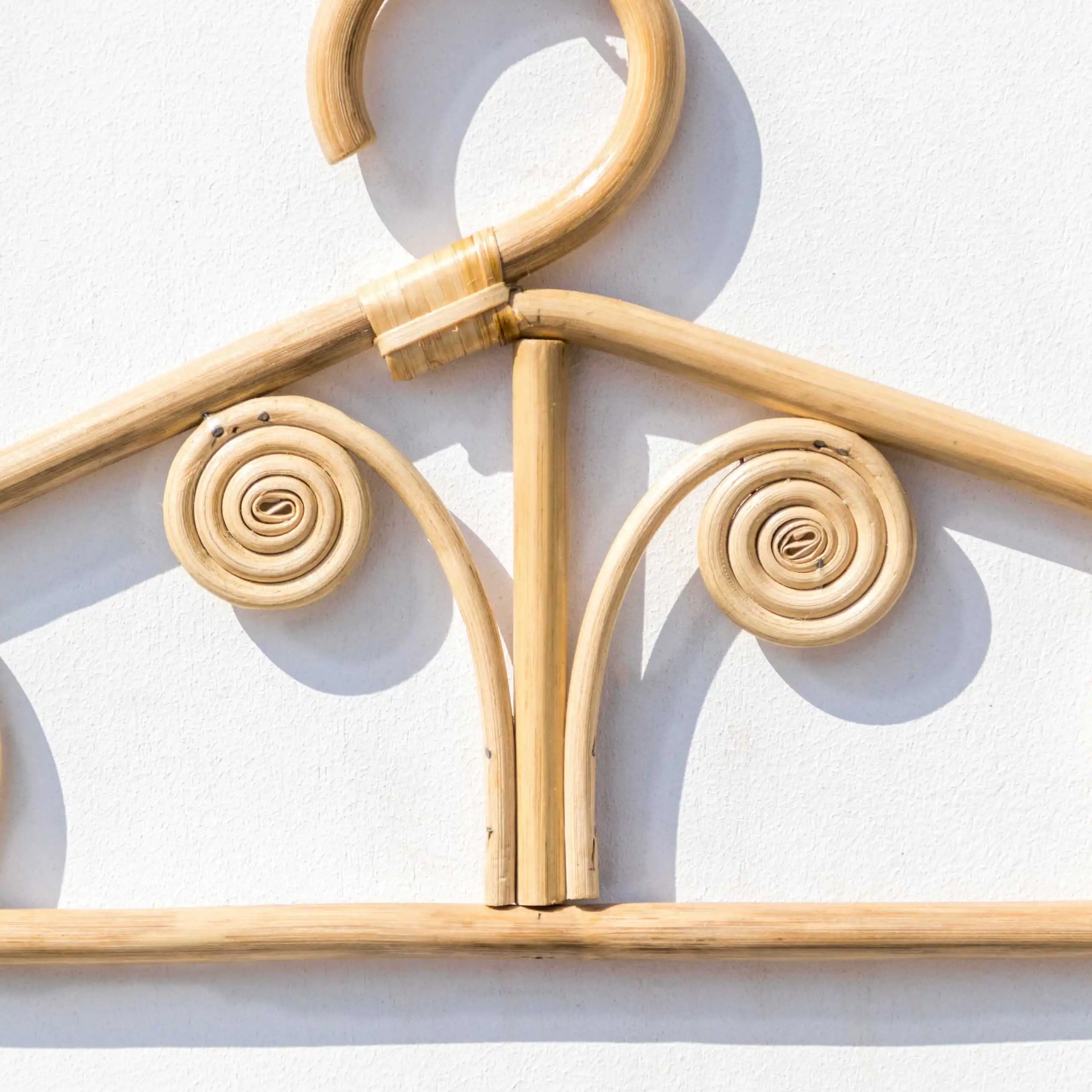 Swirl Detailings Rattan Wall Hooks Garments Organizer Rack Clothes Hat Hanging Hook Rattan /SISU/ RH-113