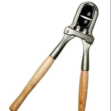 Veterinary Dehorning Cattle cutter Dehorner Horn Cutter With Handle, Best Quality Dehorner Other veterinary instrument by UAMED