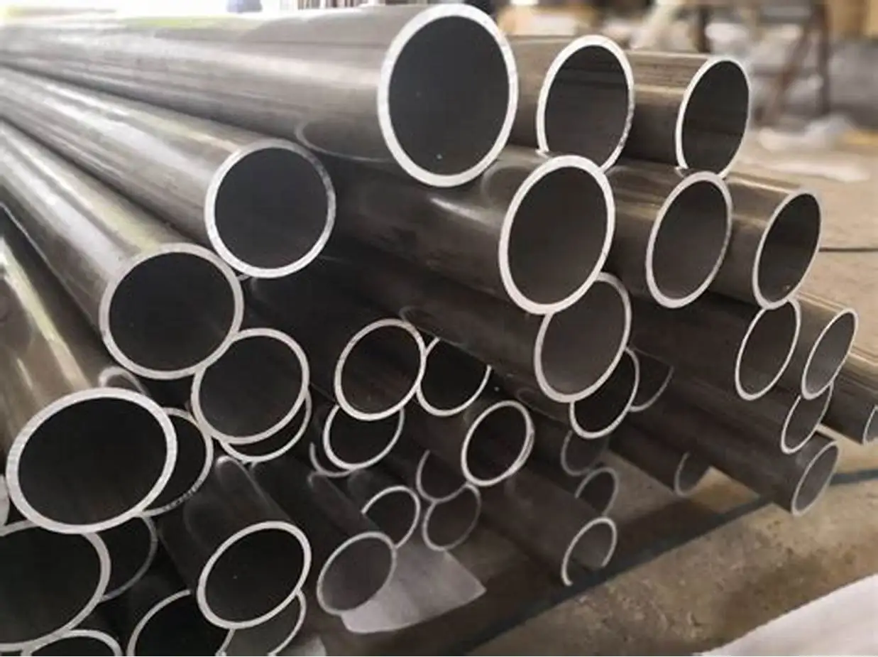 Bulk Supply of API 5CT Oil Casing Slotted Liner Pipe with Rust Preventing Paint