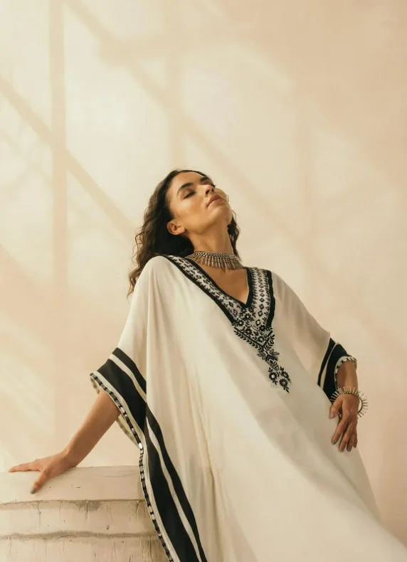 Women High Quality Caftan Summer Embroidery Custom Clothing Short Sleeve Gypcy Chic Long Ladies Kaftan