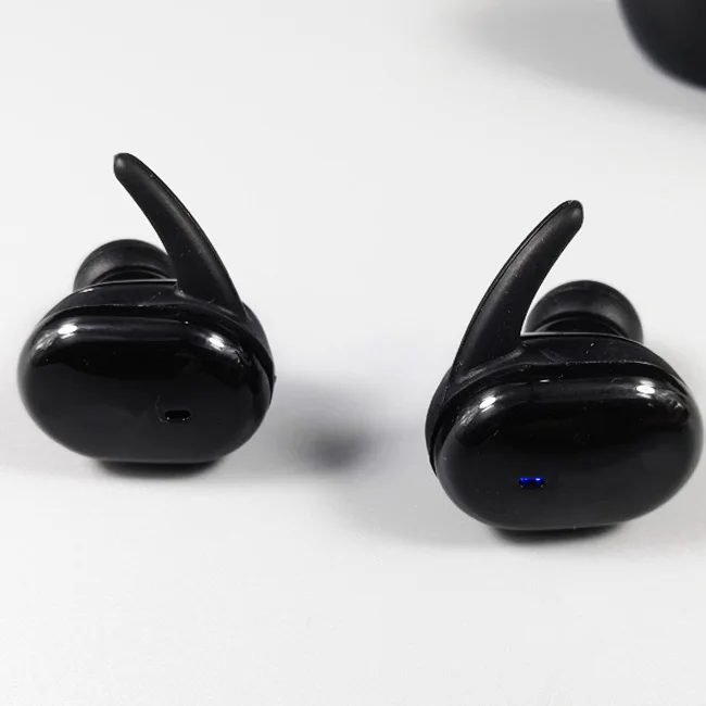 
Good quality bass sound wireless earbuds magnetic charging box tws earbuds blue tooth 