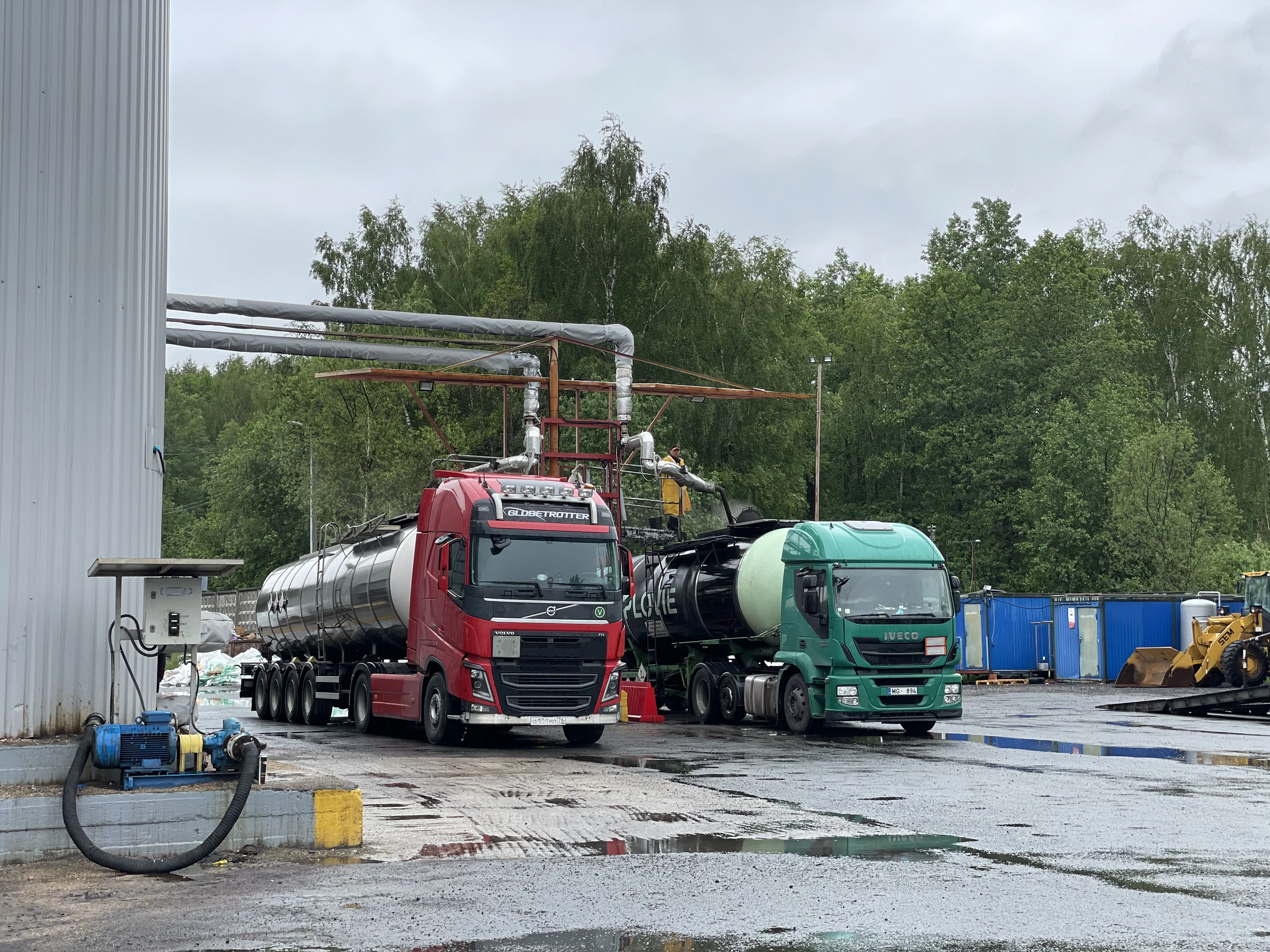 
Asphaltic Bitumen Steel Drum Wholesale Russian Bulk Polymer Modified Bitumen In Hot form 