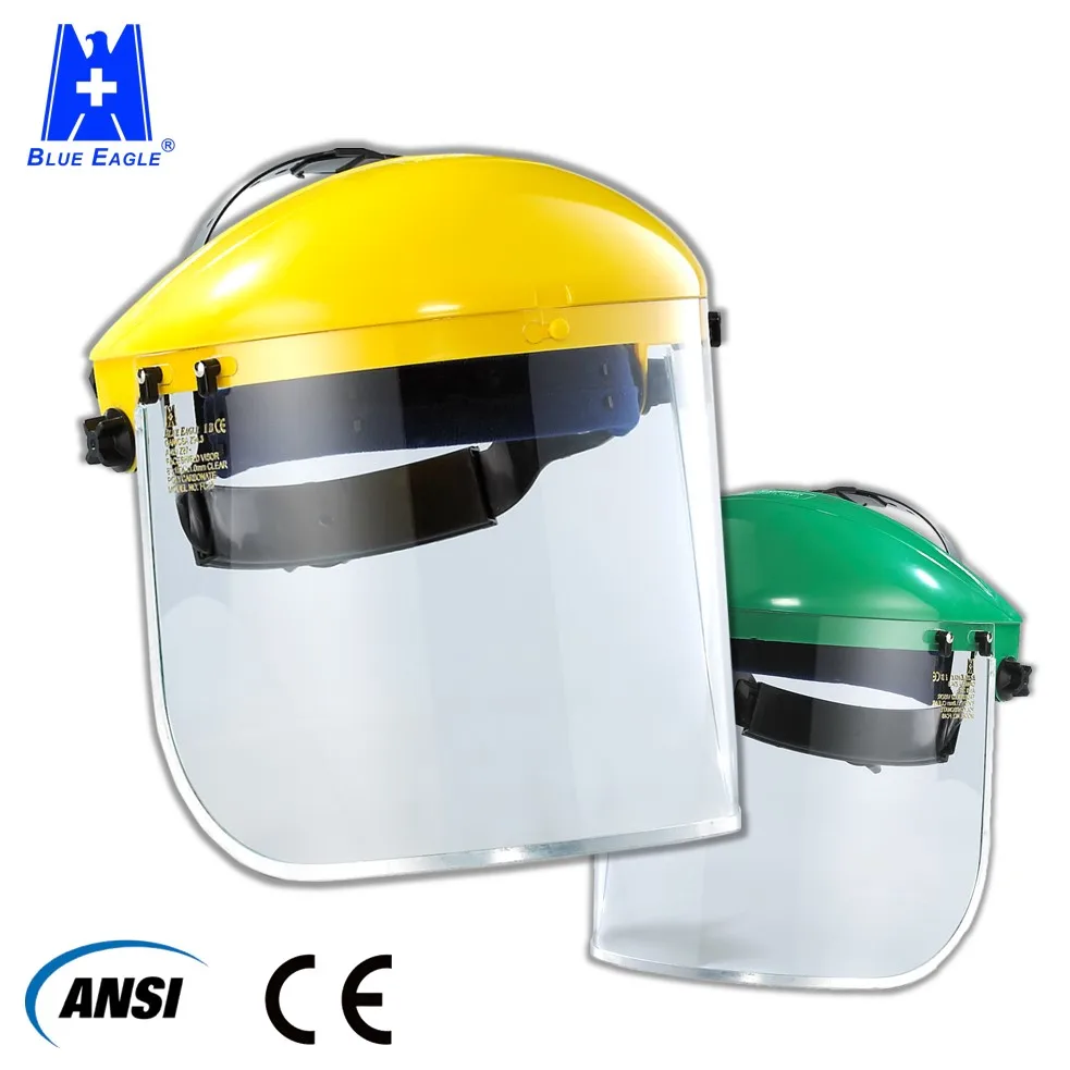 Пластиковый защитный чехол для лица