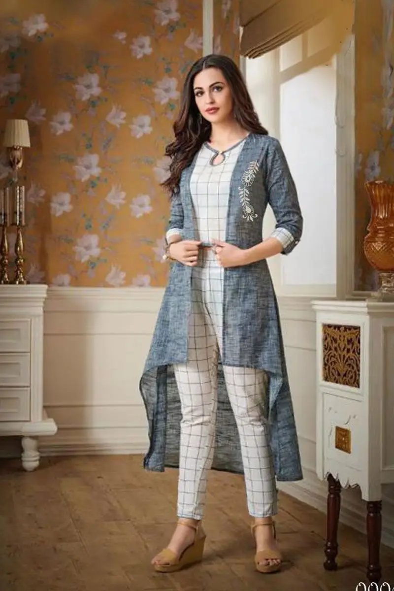 Оптовая продажа Стильный дизайнерский укороченный топ из поливискозы с вышивкой и низом (комплект 5)