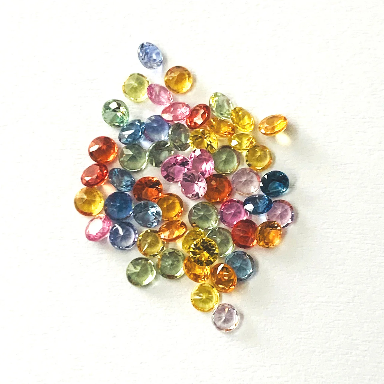 
DIAMOND CUT NATURAL 3mm Multi Sapphire Round Gemstone Wholesale Price Bangkok 