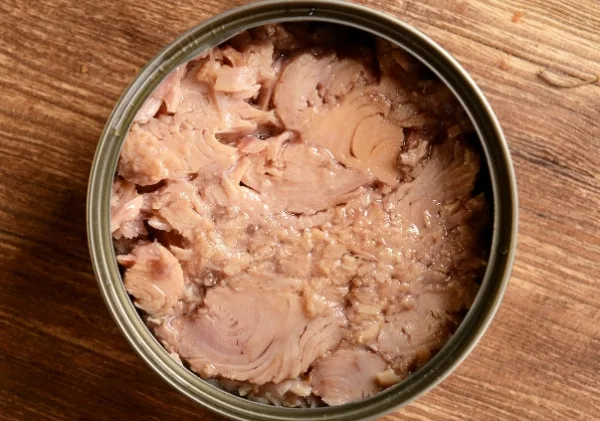 Premium Thailand Canned Tongol white meat tuna  Solid in Sunflower oil 185/130g