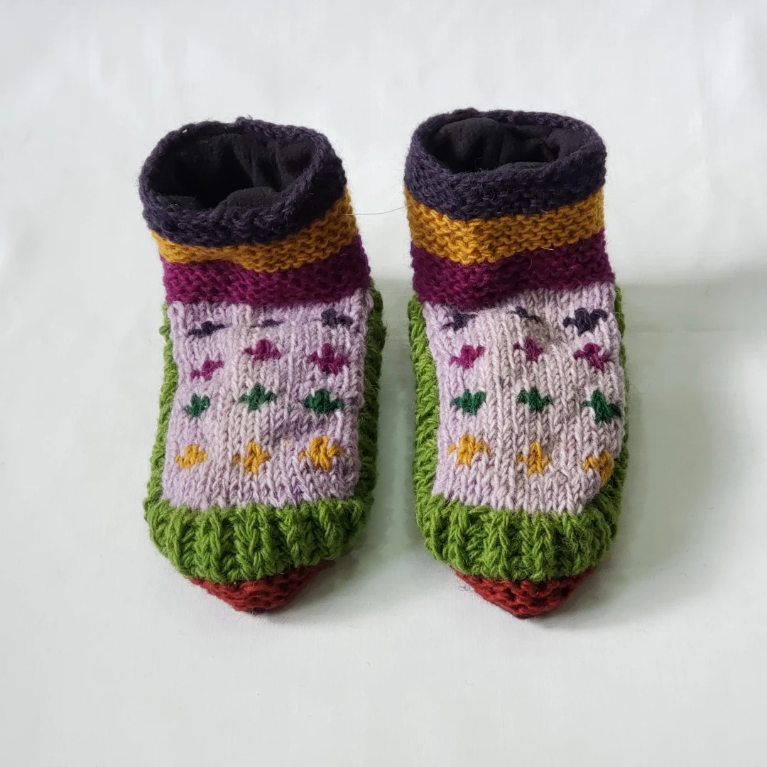 Casual Knit Sock Shoes Hand Knitted Women Indoor Slipper Shoes Socks Wool Hand Made In Nepal
