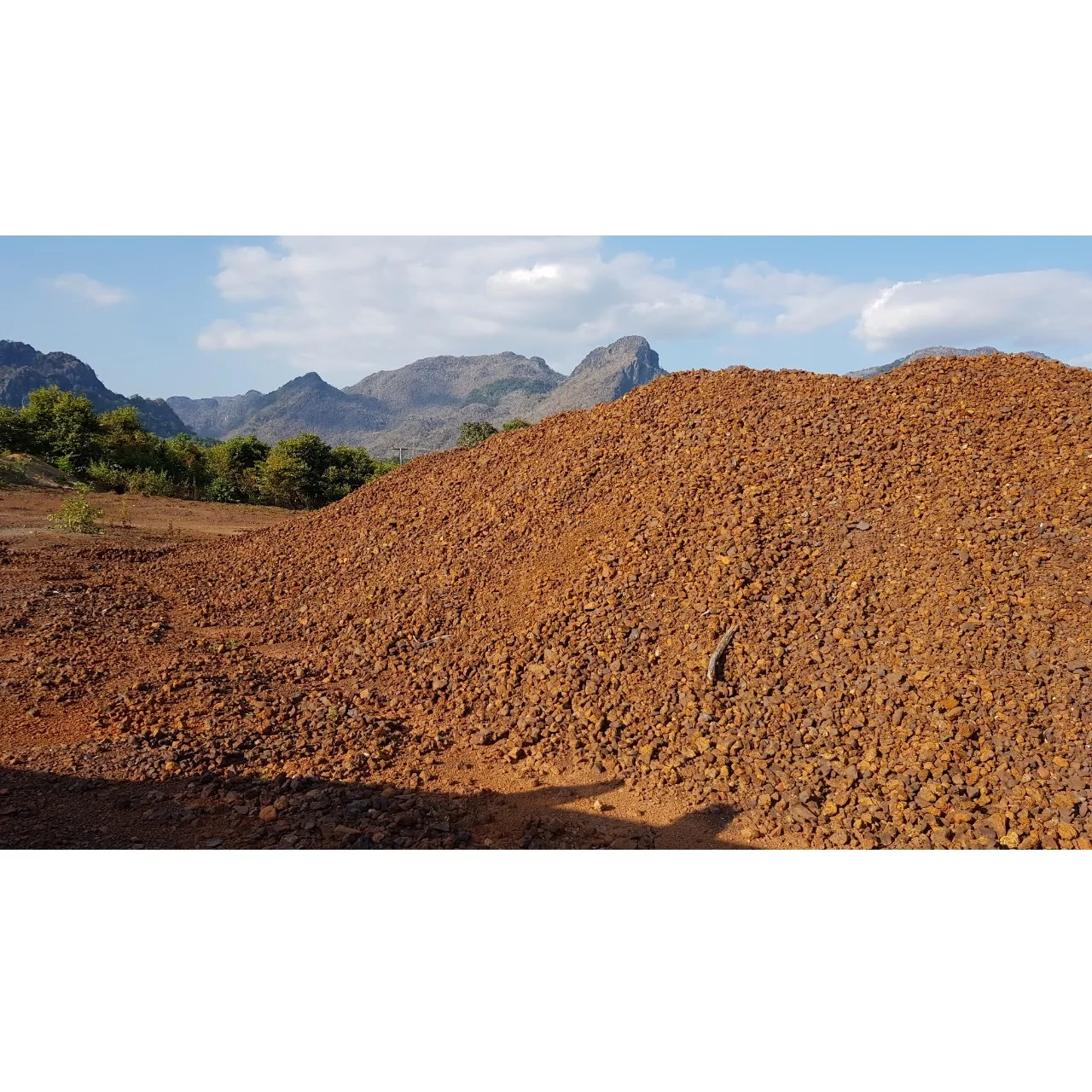 High Quality 10 - 50 mm Size Pyrites Iron Ore 62% To 70% From Laos Provided Testing At Vung Ang Port Laos