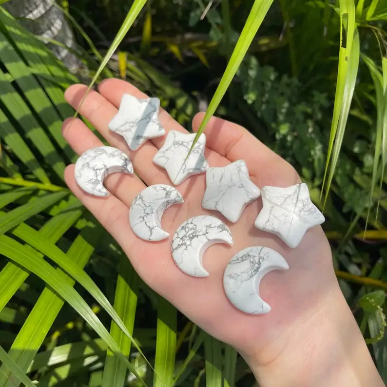 Оптовая продажа набор из Луны и звезд Howlite высококачественный Карманный камень в форме полумесяца для лечения рейки