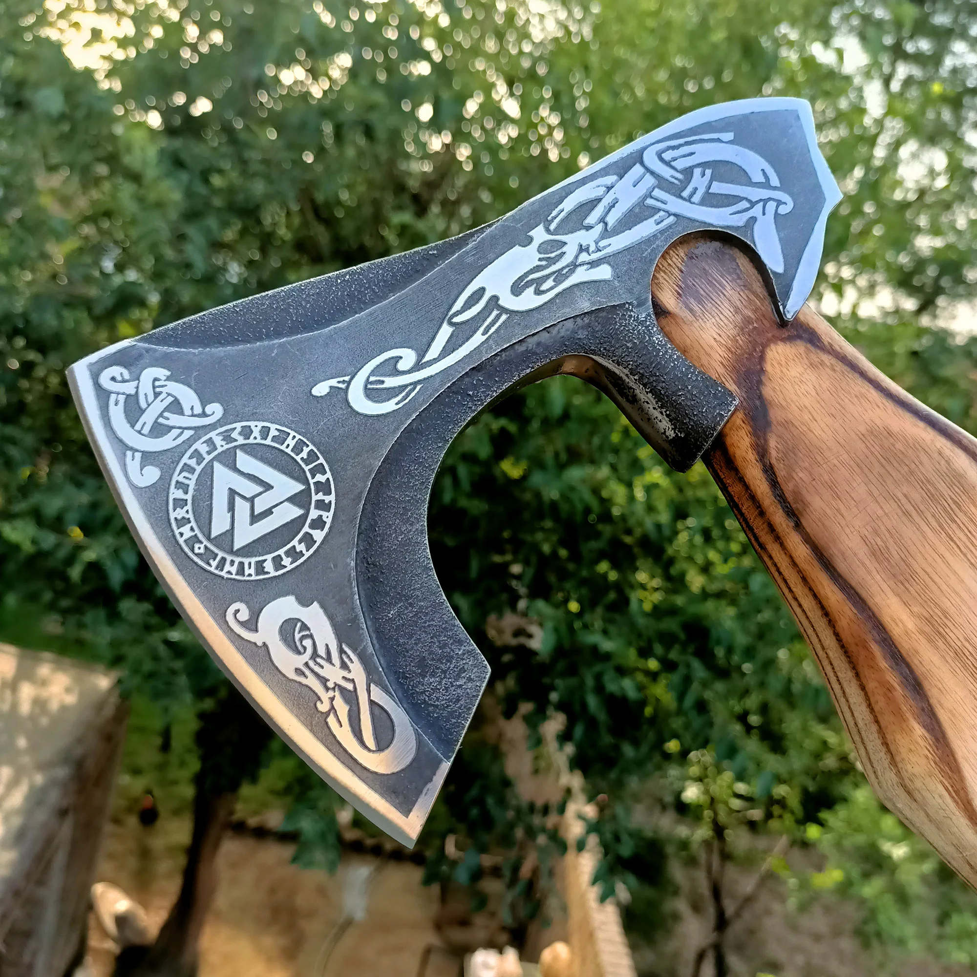Топор викингов из углеродистой стали ручной работы на заказ топор с медью для выживания природе деревянной ручкой оптовая продажа подарок