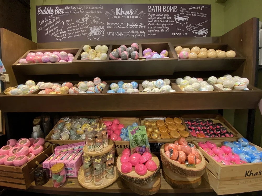  Дешевое натуральное твердое травяное мыло Khas с отбеливанием и базовой функцией очистки для взрослых из Таиланда