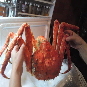 Live Red King Crabs / Soft Shell Crabs / Blue Swimming Crabs & Snow Crabs for Sale