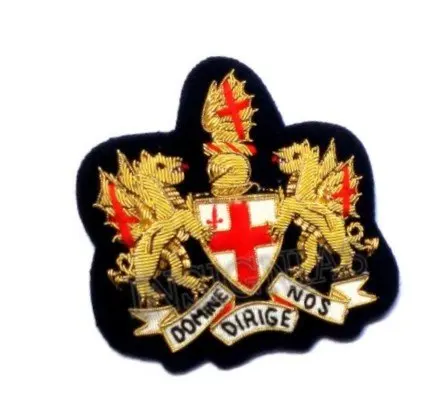 Вышитая вручную эмблема на заказ