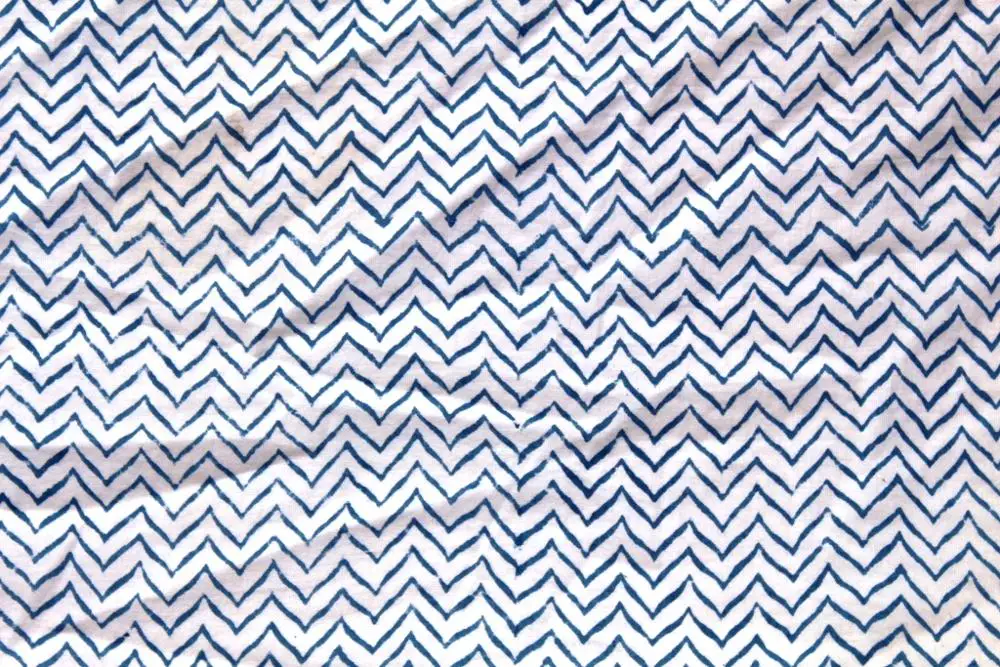 Beautiful White Color Cotton Fabric Indian Hand Block Printed Shrink Resistant Fabric for Home Textile at Wholesale Price