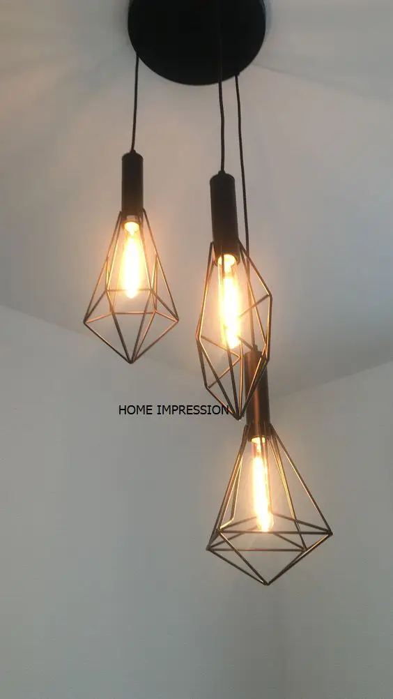 Антикварные подвесные светильники с 3 лампами и абажуром для помещений золотые