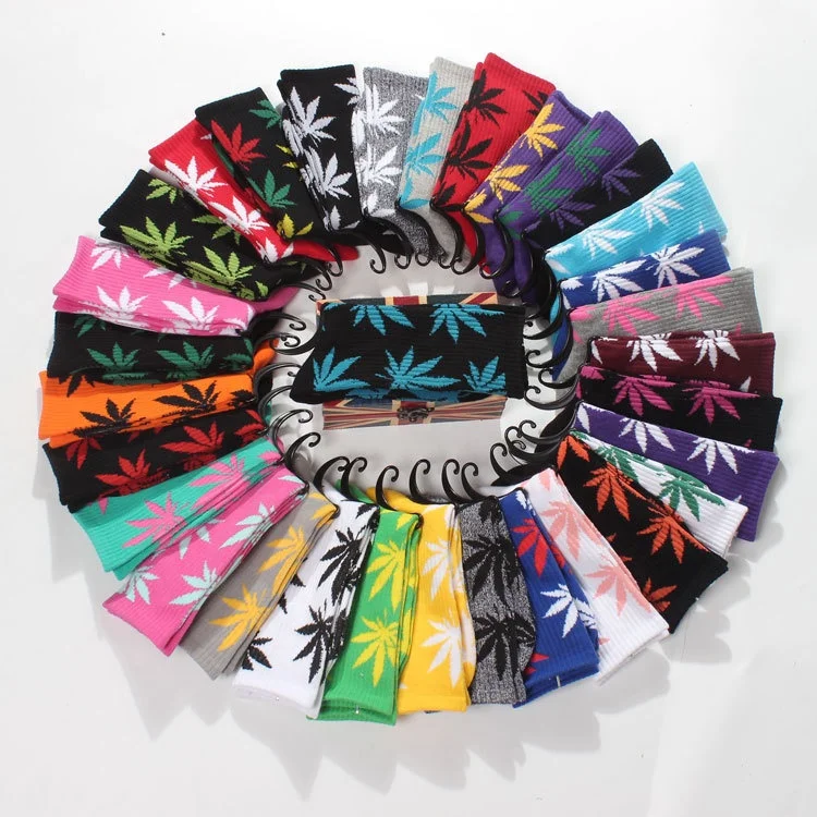 Wholesale Hip Hop Sneakers Crew Hemp Socks Custom Marijuna Weed  Socks For Streetwear