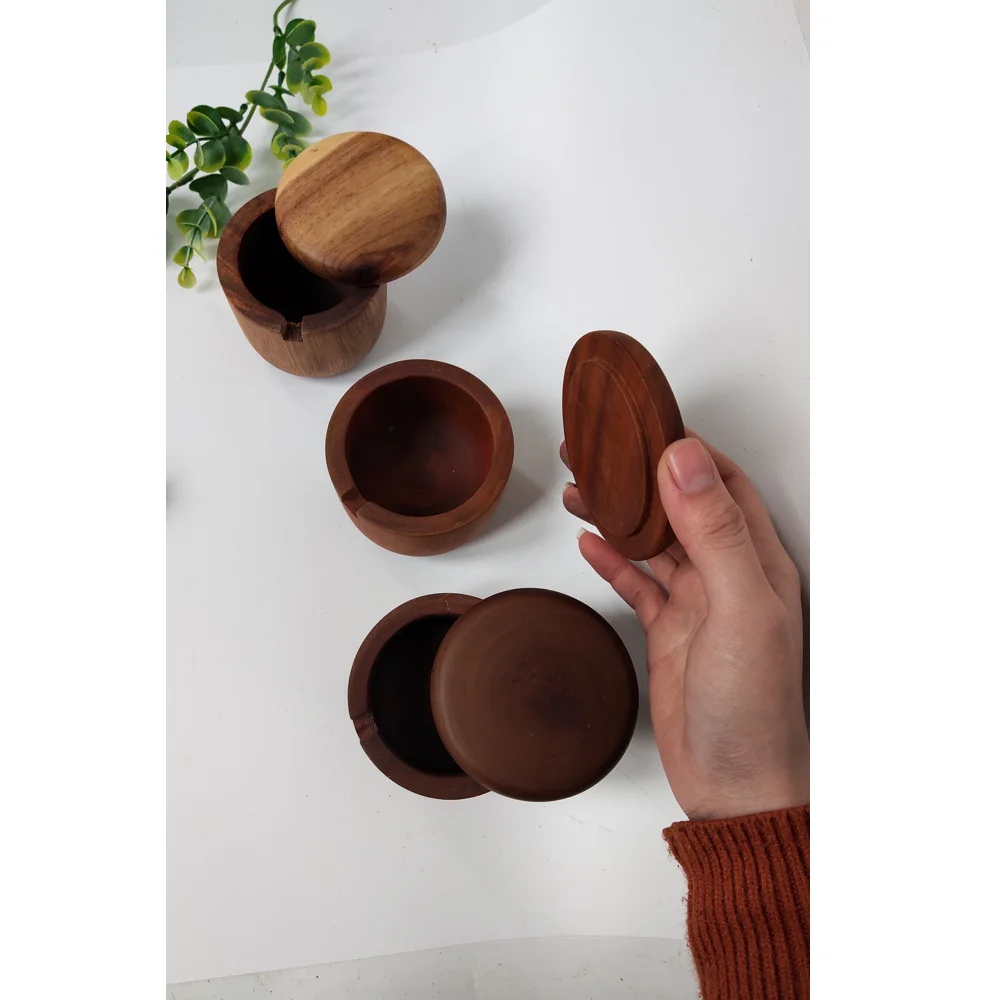 Wooden Acacia Wood Salt Box Round Wooden Salt Keeper Spice Jars Set Cheap Price