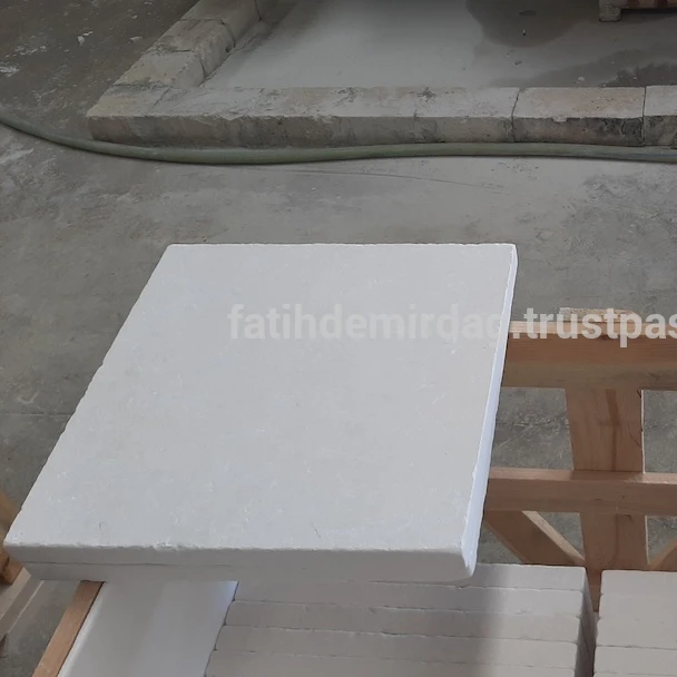 
 Классический известняк конкурентоспособная цена Премиум качество 12 мм 20 мм 30 мм Плитка асфальтоукладчик Bullnose poolpearing  