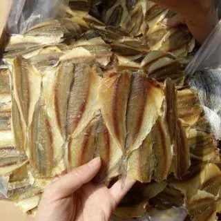 VIETNAMESE HIGH QUALITY DRIED FISH SNACK / SUNDRIED YELLOW STRIPE TREVALLY FISH for SALE WITH GOOD PRICE + 84 966722357